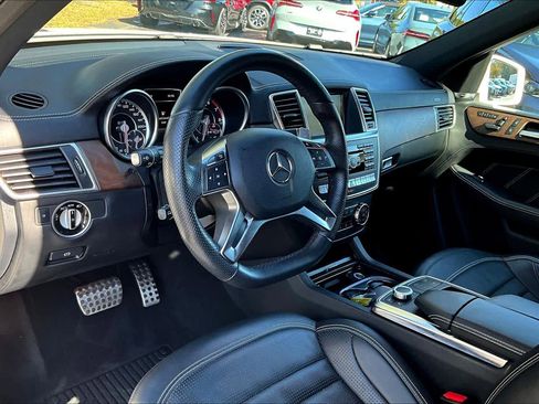 Used 2015 Mercedes-Benz ML 63 AMG 4MATIC image 17