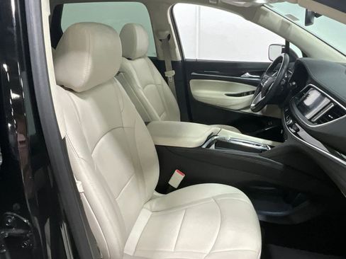 Used 2023 Buick Enclave Essence w/ Experience Buick Package image 6