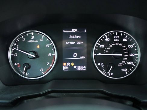 Used 2025 Subaru Outback Premium w/ Popular Package #1A image 14