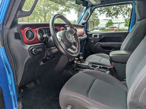 Used 2022 Jeep Wrangler Rubicon w/ Steel Bumper Group AWD/4WD image 15