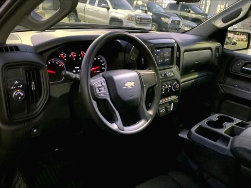 Used 2022 Chevrolet Silverado 1500 Custom image 16