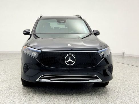 Used 2024 Mercedes-Benz EQB 300 4MATIC image 2