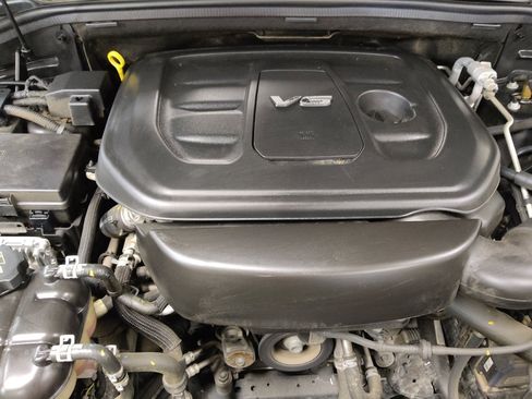 Used 2017 Jeep Grand Cherokee Overland w/ Jeep Active Safety Group image 30