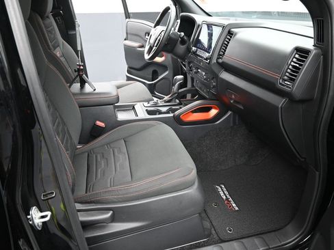 Used 2024 Nissan Frontier PRO-4X w/ Off-Road Protection Package image 22