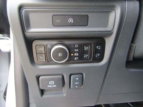 Used 2025 Ford F150 Raptor AWD/4WD image 18