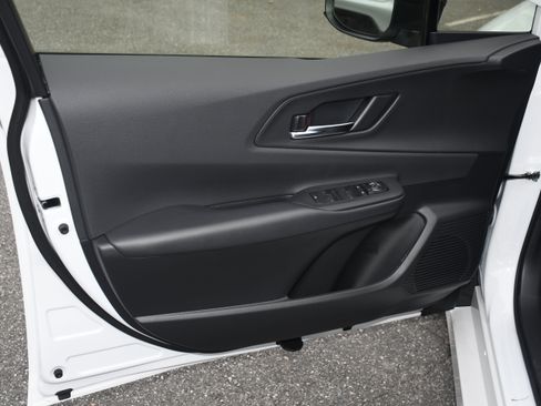 New 2026 Toyota Prius Plug-In Hybrid image 5