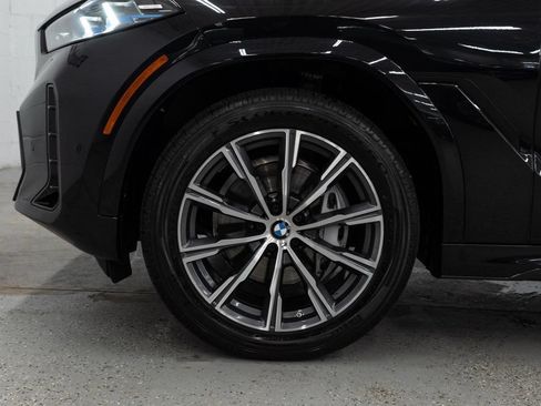 Used 2026 BMW X6 xDrive40i AWD/4WD image 41