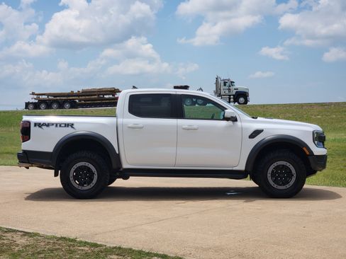 Used 2024 Ford Ranger Raptor AWD/4WD image 7