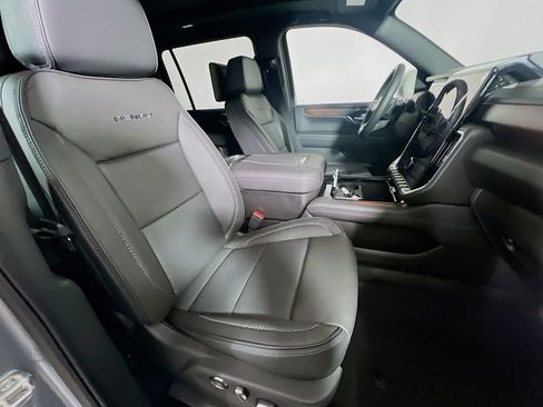 New 2026 GMC Yukon XL Denali w/ Denali Reserve Package image 22