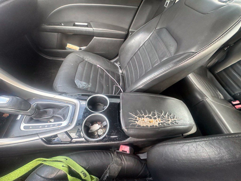 Used 2013 Ford Fusion SE FWD image 7