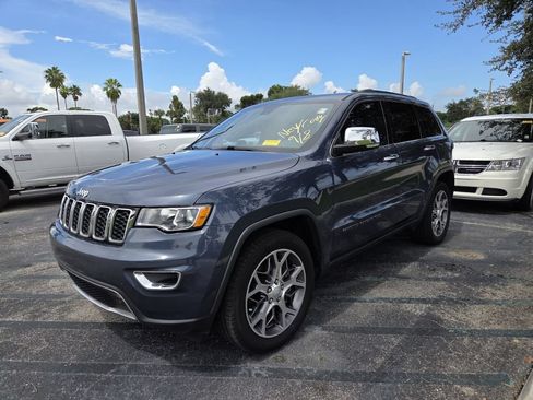 Used 2021 Jeep Grand Cherokee Limited w/ Luxury Group II RWD image 3