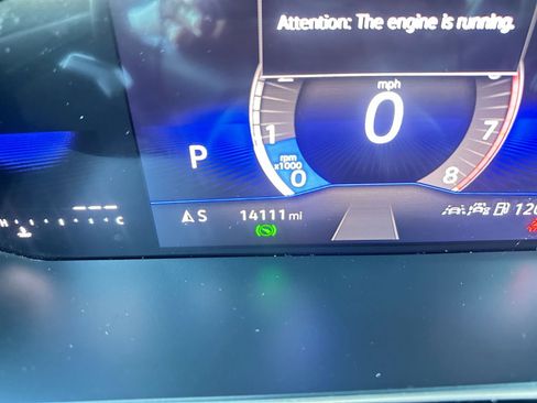 Used 2025 Volkswagen Jetta SE image 40