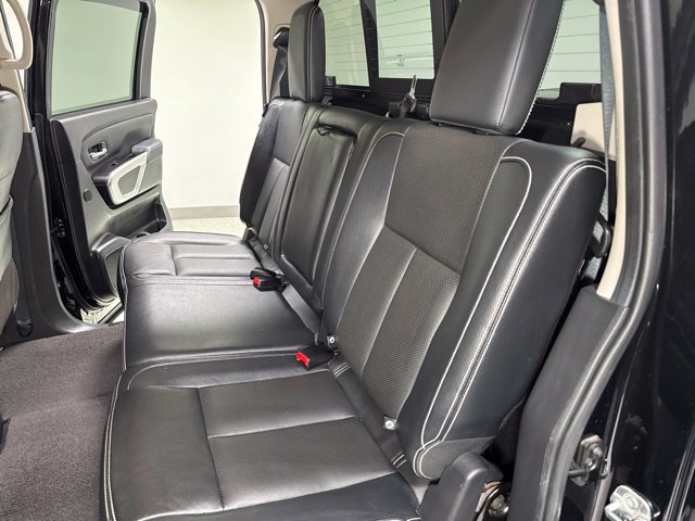 Used 2019 Nissan Titan PRO-4X AWD/4WD image 27