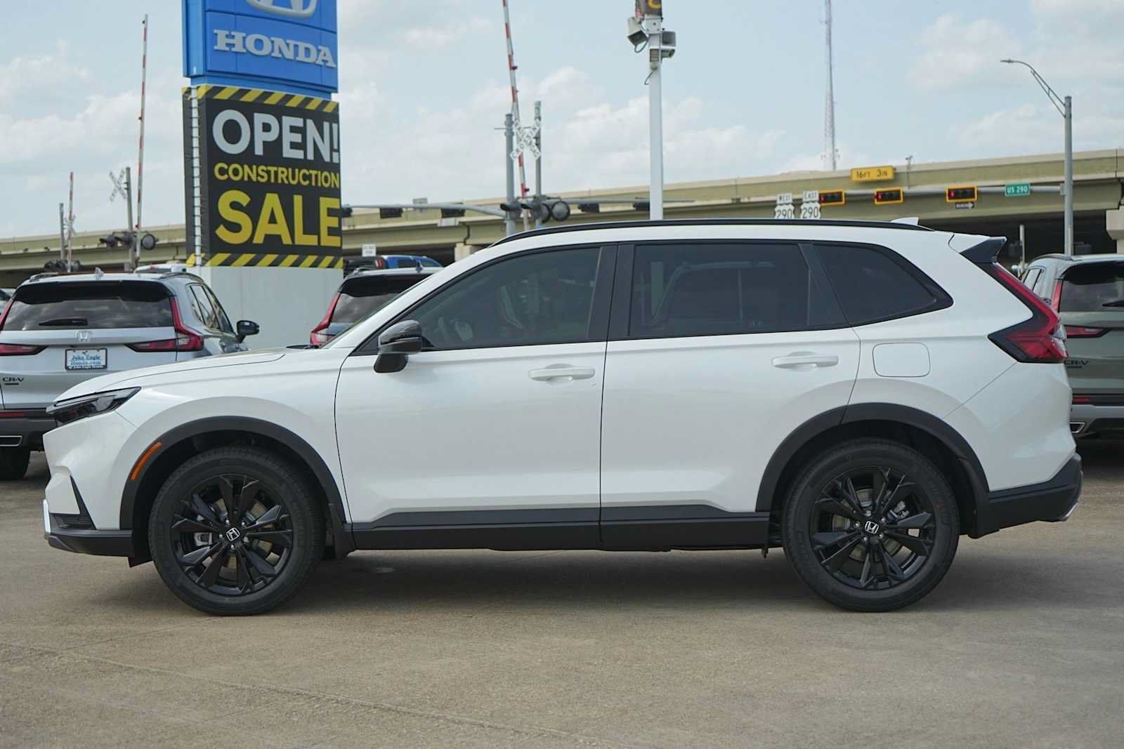 New 2027 Honda CR-V Sport Touring image 3