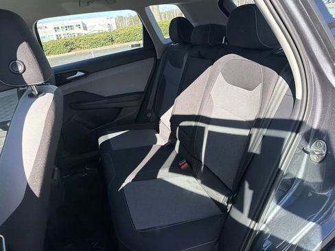 Used 2024 Volkswagen Taos S image 15