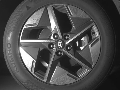 Used 2025 Hyundai Tucson SEL image 13