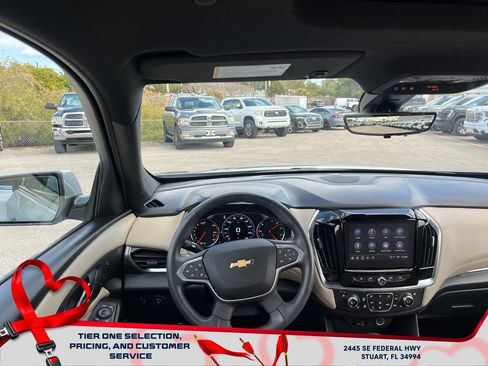 Certified 2022 Chevrolet Traverse Premier image 14