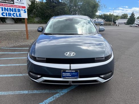 Certified 2024 Hyundai Ioniq 5 SEL RWD image 8