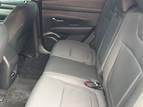 Used 2025 Hyundai Tucson SE AWD/4WD image 17