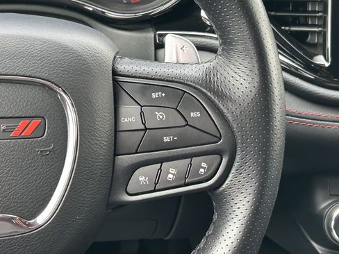 Used 2025 Dodge Durango GT AWD/4WD image 23