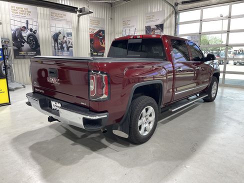 Used 2016 GMC Sierra 1500 SLT w/ Enhanced Driver Alert Package AWD/4WD image 8