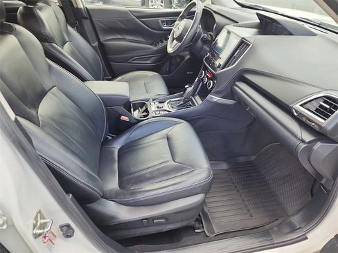 Used 2019 Subaru Forester Touring w/ Popular Package #3 image 12