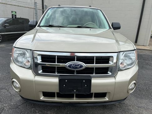 Used 2011 Ford Escape XLT w/ 203A Rapid Spec Order Code FWD image 7