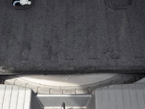 Used 2024 Nissan Rogue SV image 16