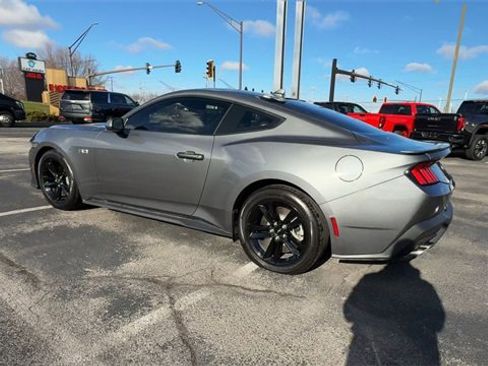 Used 2024 Ford Mustang GT image 6