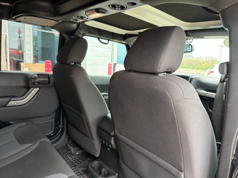 Used 2016 Jeep Wrangler Unlimited Sport AWD/4WD image 22