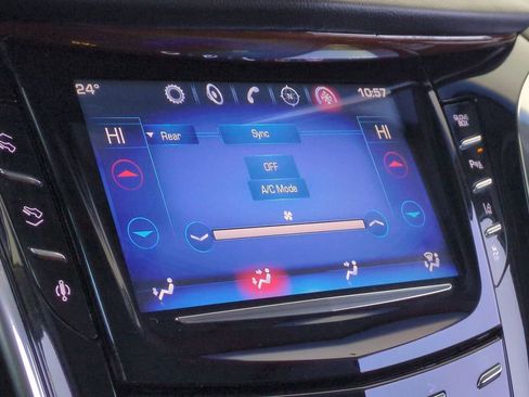 Used 2015 Cadillac Escalade Luxury image 35