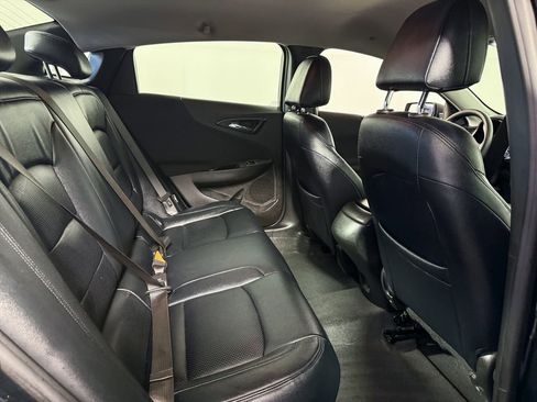 Used 2023 Chevrolet Malibu LS image 27