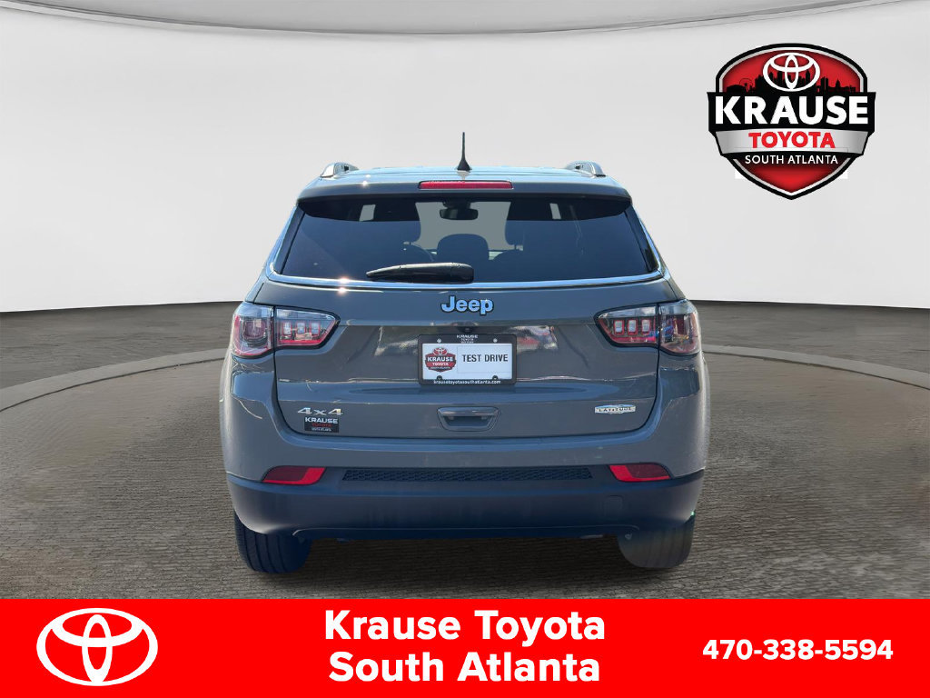 Used 2024 Jeep Compass Latitude AWD/4WD image 7