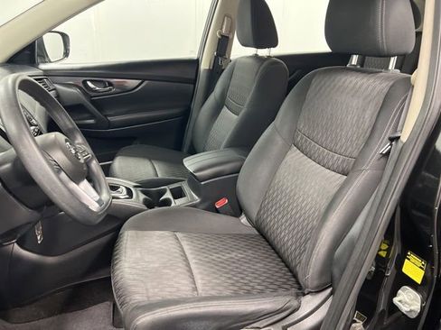 Used 2018 Nissan Rogue S AWD/4WD image 22