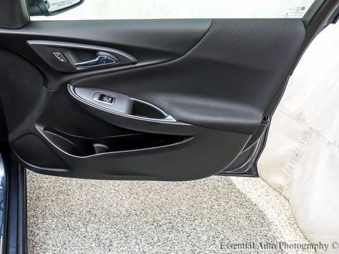 Used 2020 Chevrolet Malibu LT FWD image 23