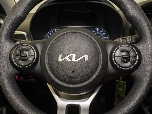 Used 2022 Kia Soul LX w/ Technology Package image 16