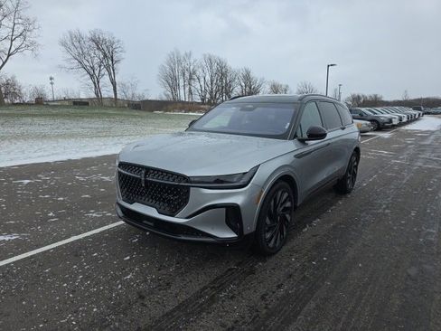 Certified 2024 Lincoln Nautilus Reserve w/ Equipment Group 203A image 1