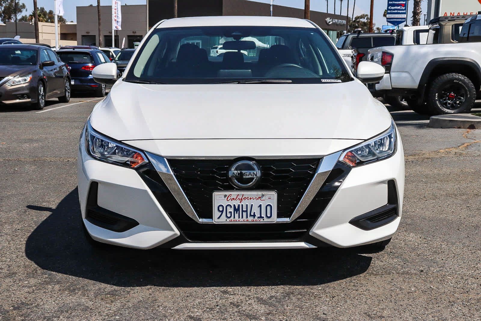 Used 2023 Nissan Sentra SV FWD image 2