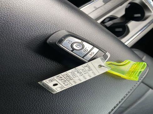 Used 2020 Ford Expedition XLT w/ Equipment Group 201A image 33