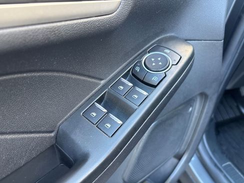 Used 2022 Ford Escape SEL w/ Technology Package image 13