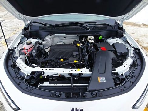 New 2026 Buick Envista Avenir FWD image 3