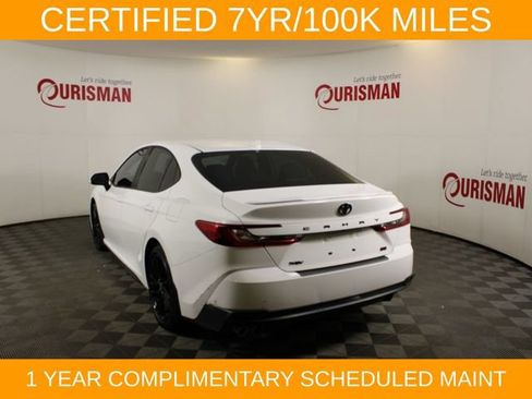 Used 2025 Toyota Camry SE w/ Convenience Package FWD image 6