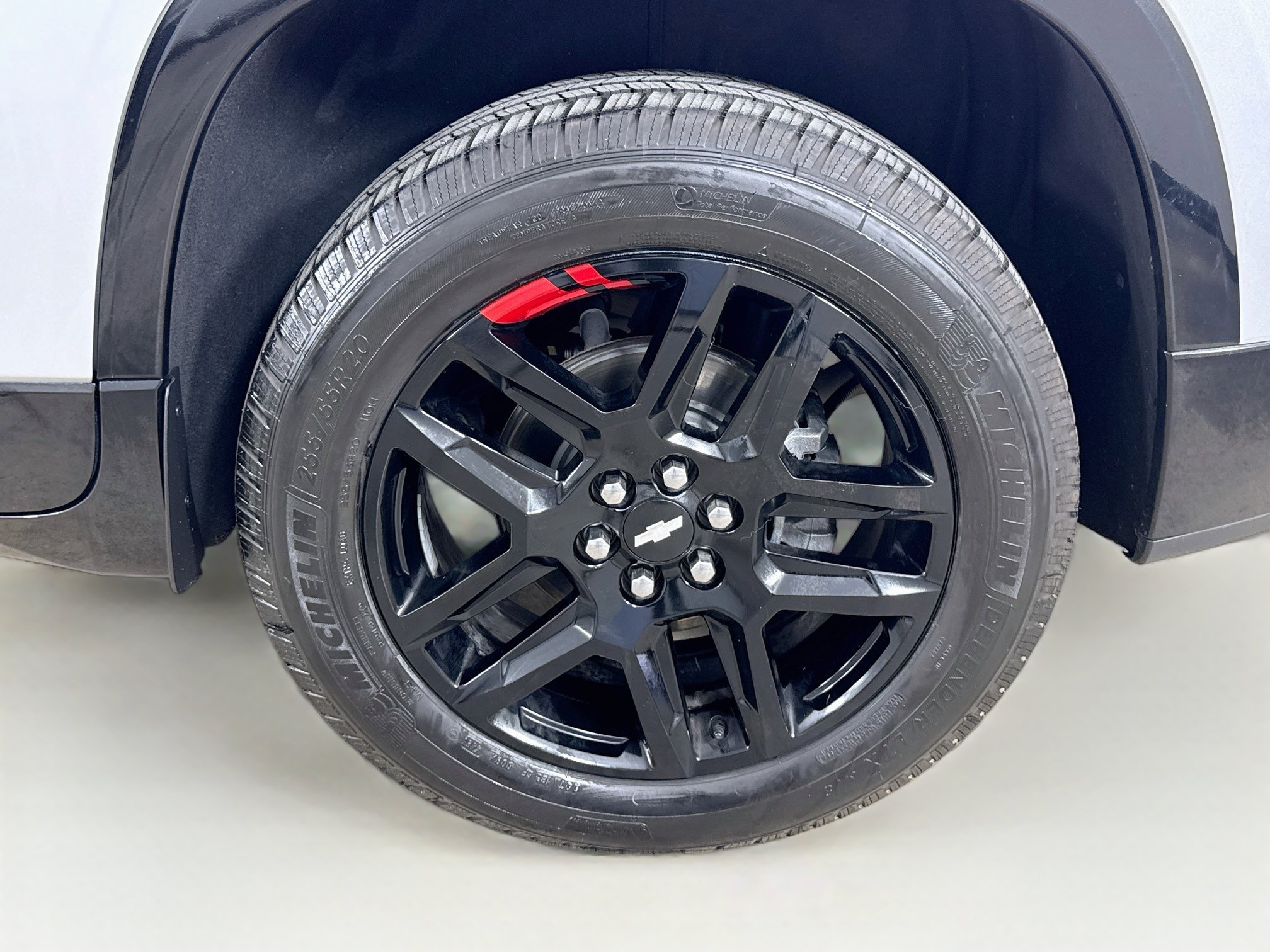 Used 2020 Chevrolet Traverse Premier w/ Redline Edition FWD image 35