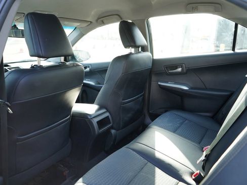 Used 2014 Toyota Camry SE FWD image 14