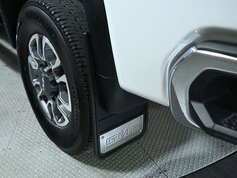 Used 2022 GMC Sierra 2500 SLT w/ SLT Convenience Package image 25