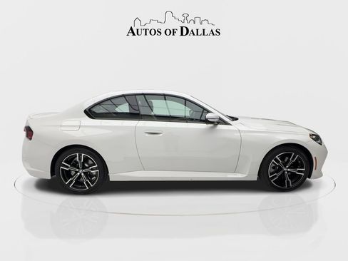 Used 2025 BMW 230i xDrive Coupe image 9