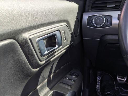 Used 2019 Ford Mustang Premium image 20