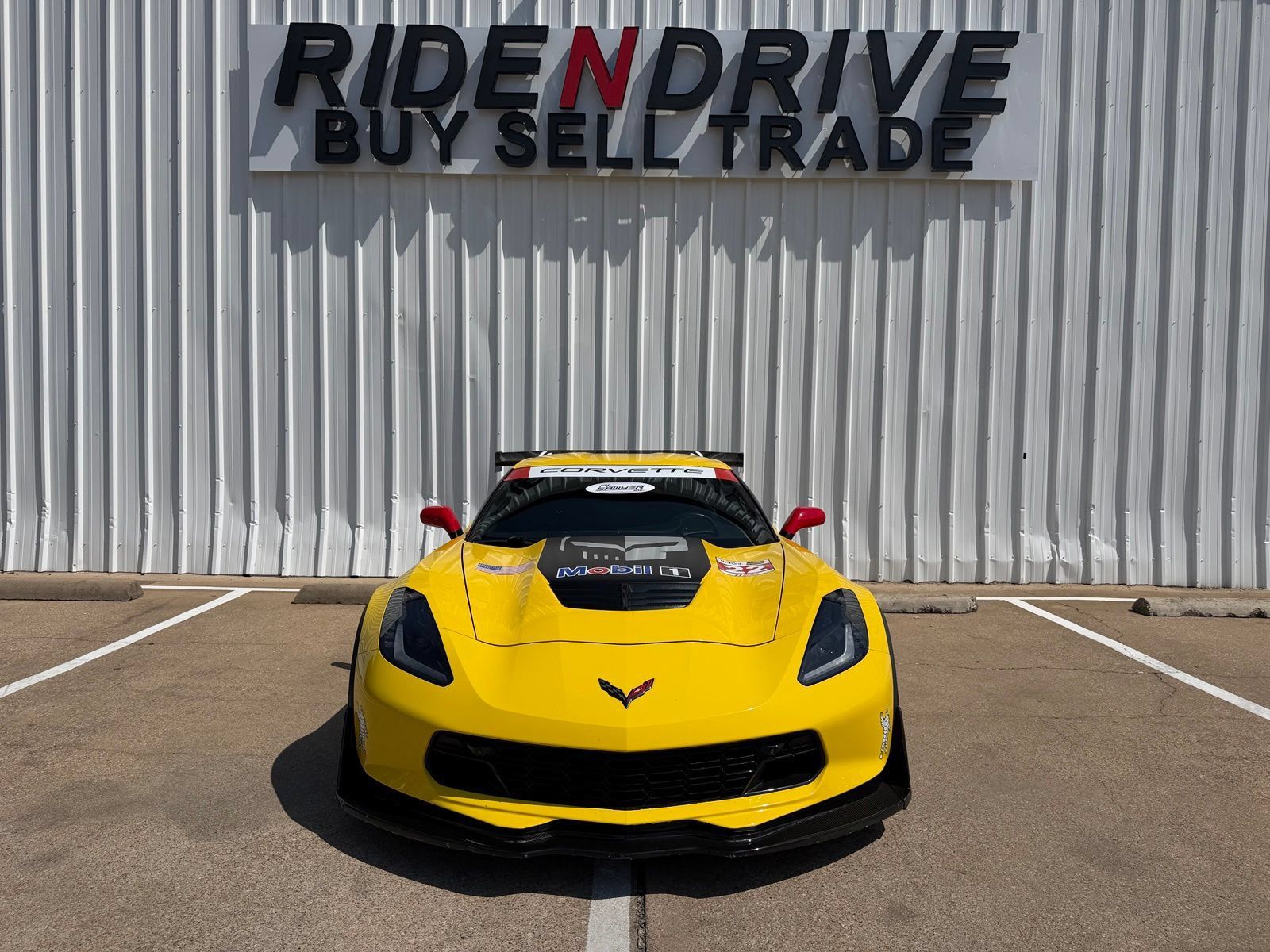 Used 2016 Chevrolet Corvette Z06 w/ 2LZ Preferred Equipment Group RWD image 10