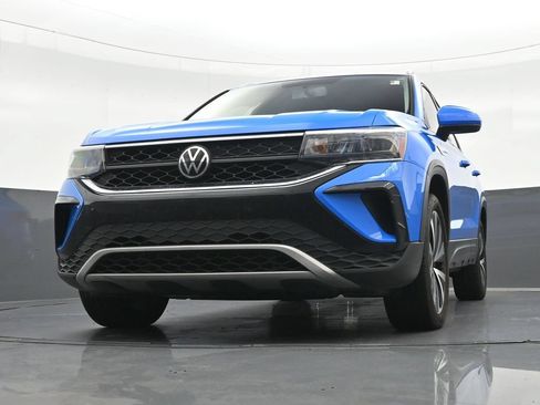 Used 2022 Volkswagen Taos SE FWD image 29