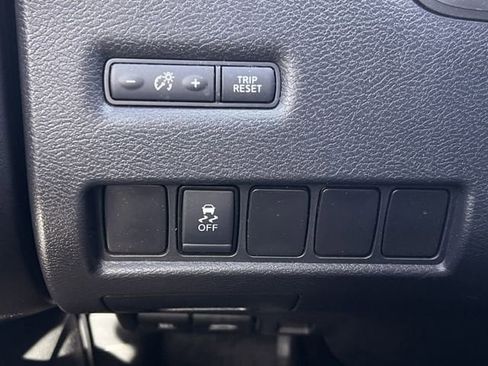 Used 2017 Nissan Murano S w/ Navigation Package image 21